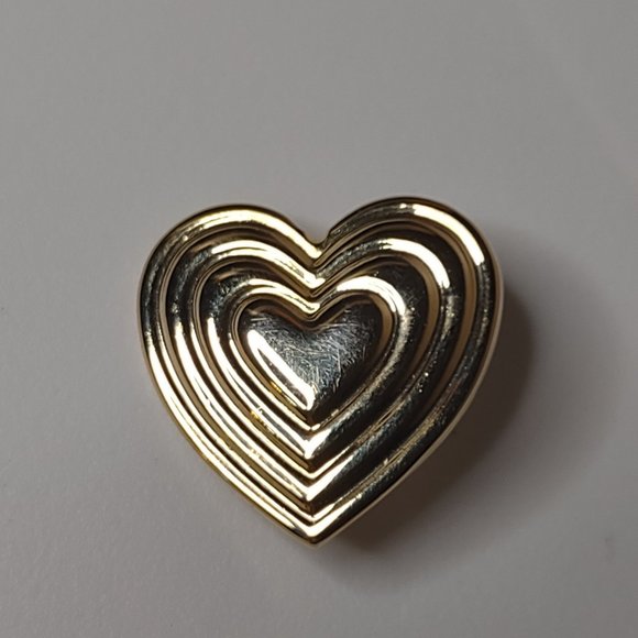 The Variety Club Metal Heart Brooch - Picture 3 of 11